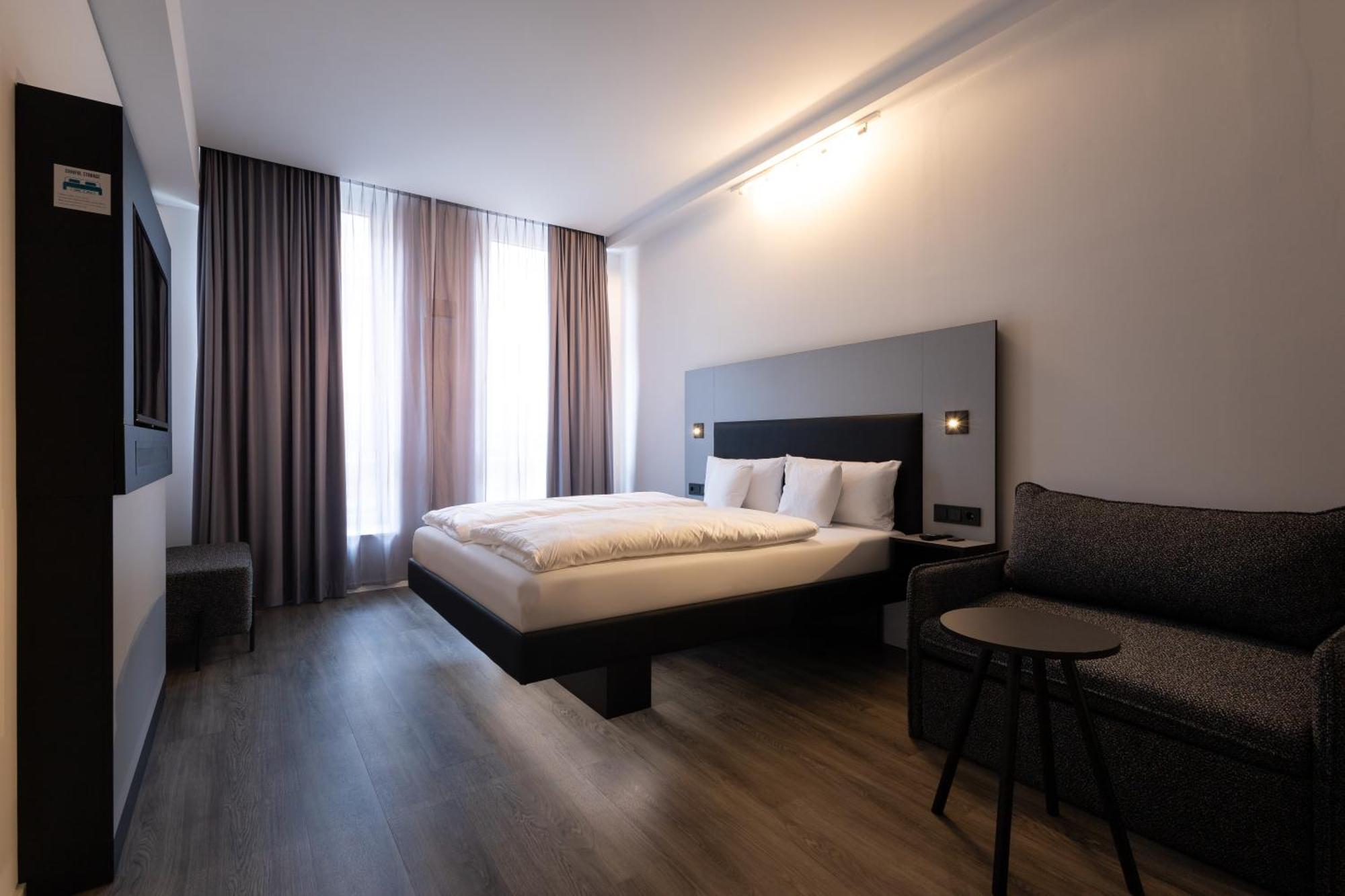 Ginn Apartment-Hotel Stuttgart-Esslingen Esslingen am Neckar Esterno foto
